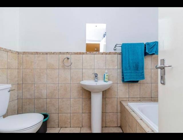 2 BEDROOM PROPERTY TO RENT IN NOORDWYK